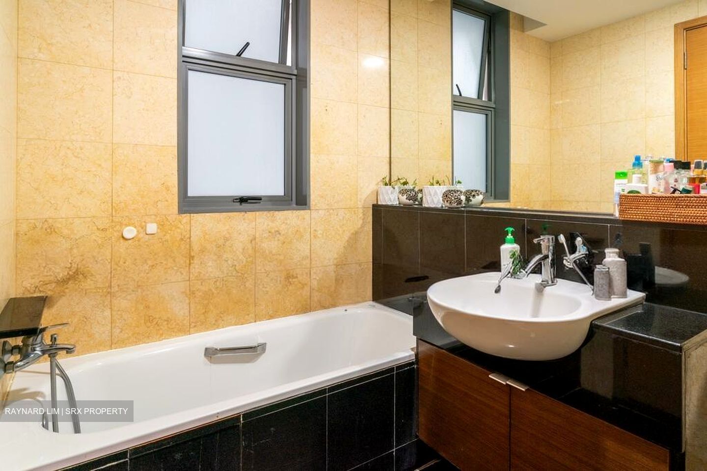 The Waterina (D14), Apartment #498823191